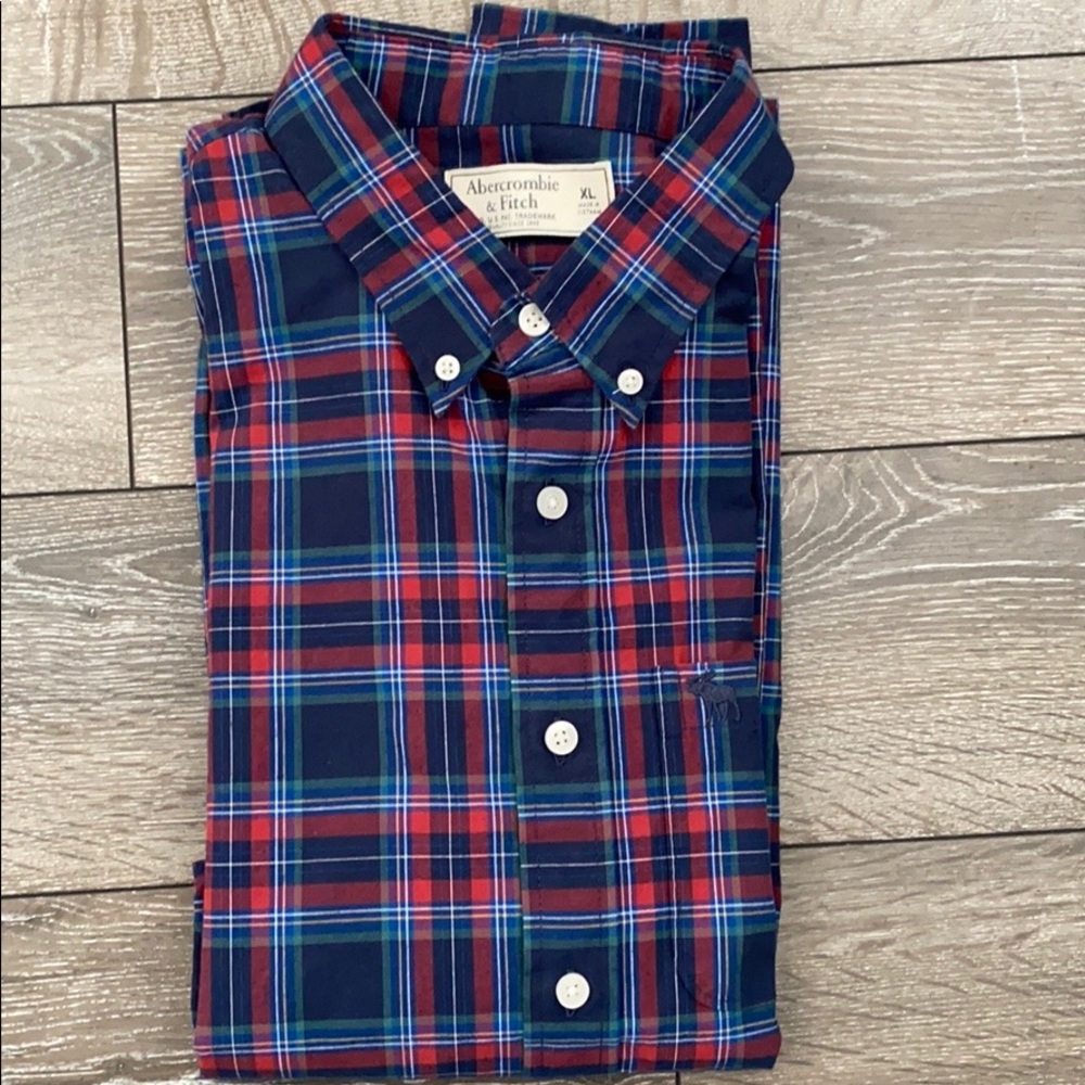 Men’s dress shirt